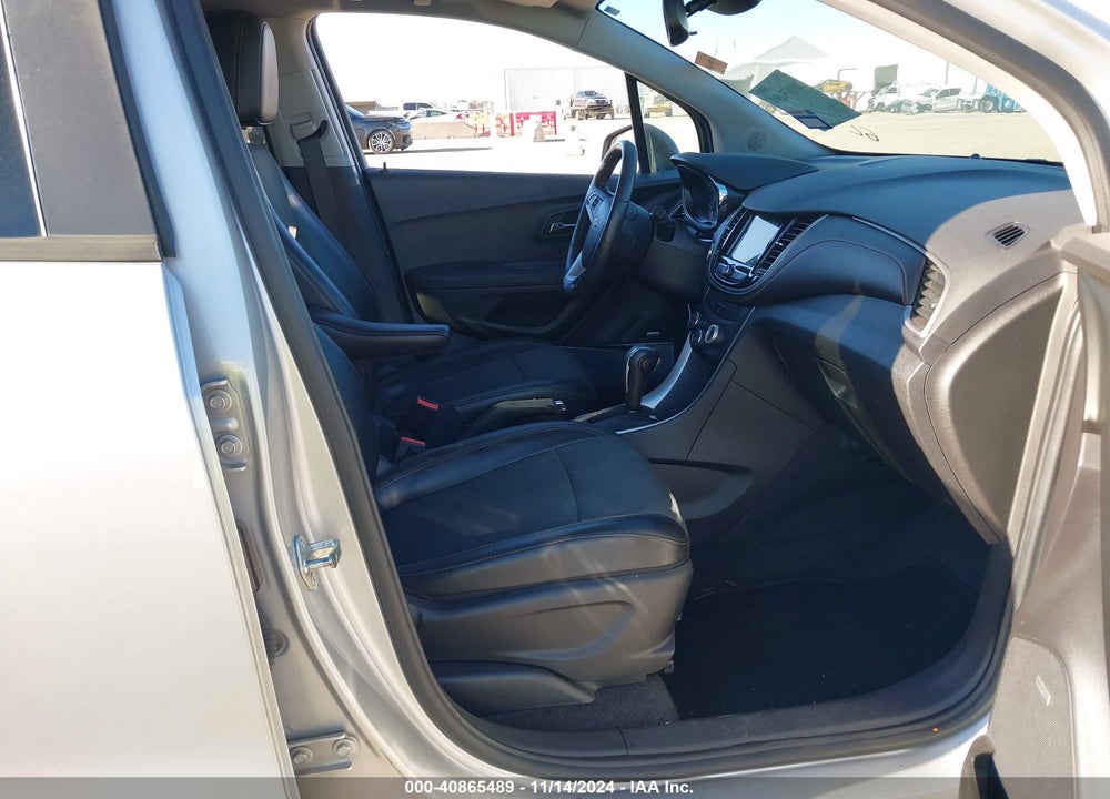 2018 CHEVROLET TRAX LT VIN: 3GNCJPSB5JL326681
