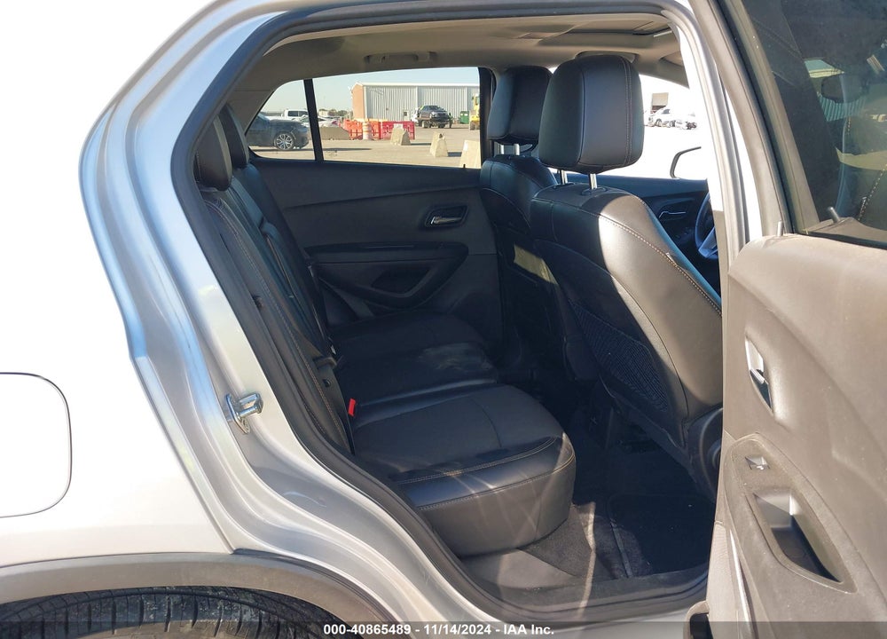 2018 CHEVROLET TRAX LT VIN: 3GNCJPSB5JL326681