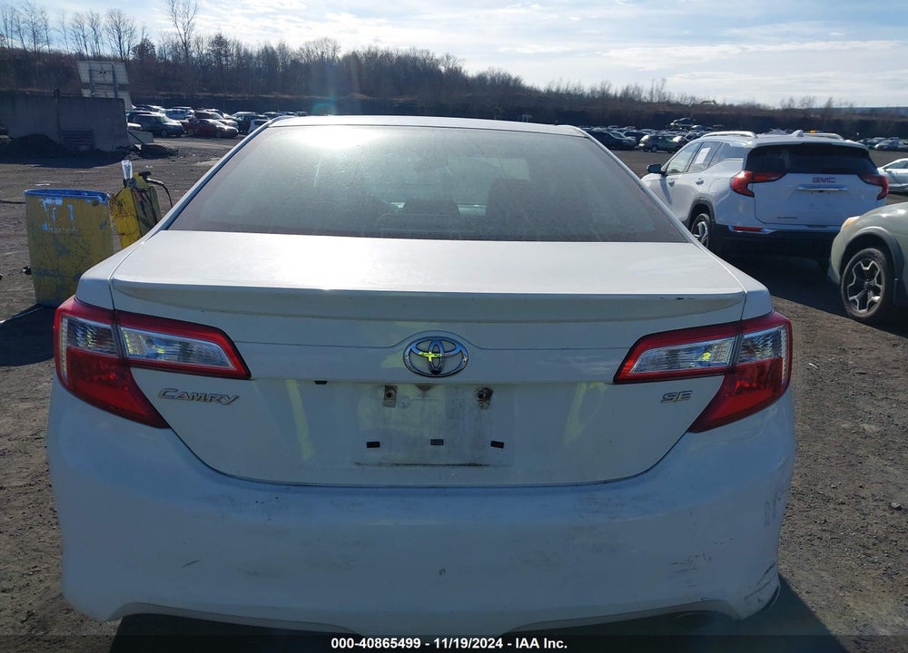 2014 TOYOTA CAMRY SE VIN: 4T1BF1FK5EU788937