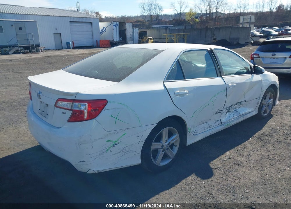 2014 TOYOTA CAMRY SE VIN: 4T1BF1FK5EU788937