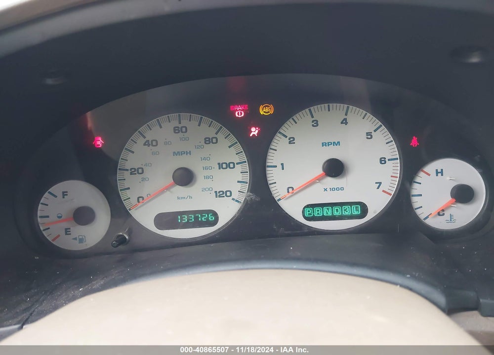 2002 DODGE GRAND CARAVAN SPORT VIN: 1B8GP44372B525548