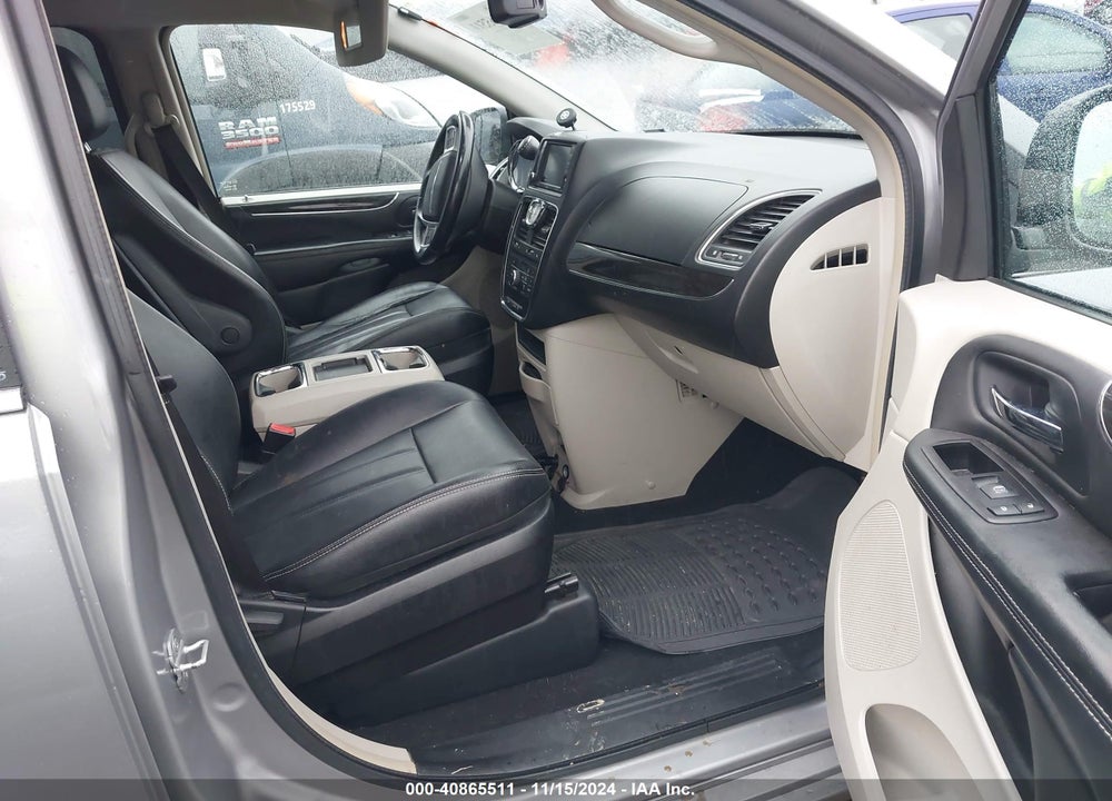 2014 CHRYSLER TOWN & COUNTRY TOURING VIN: 2C4RC1BG1ER158794