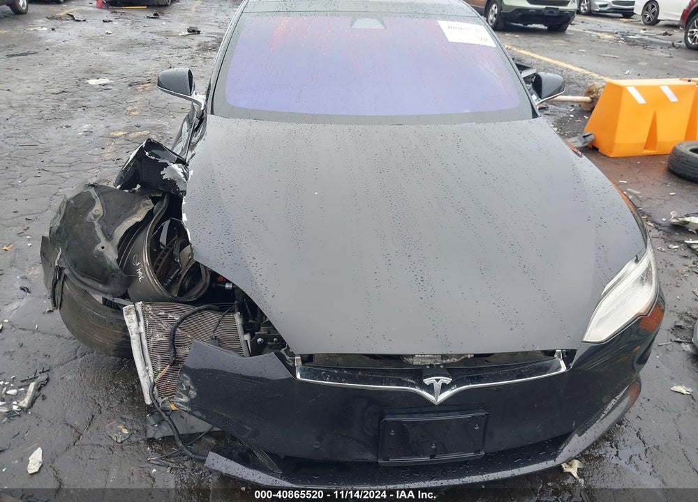 2018 TESLA MODEL S 100D/75D/P100D VIN: 5YJSA1E41JF255038