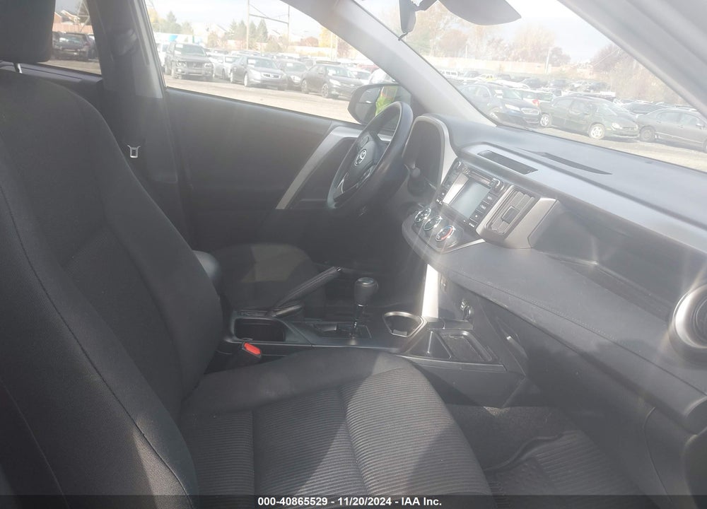 2017 TOYOTA RAV4 LE VIN: JTMBFREV6HJ161507