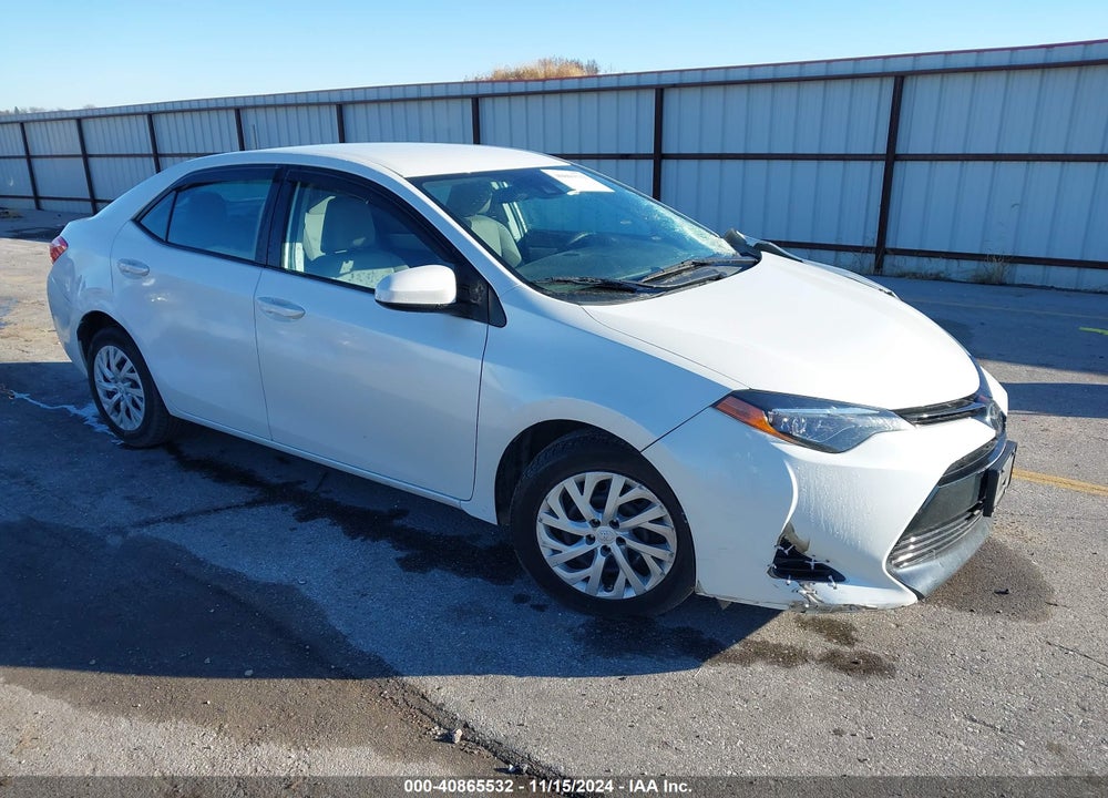 2018 TOYOTA COROLLA LE VIN: 5YFBURHE1JP756459