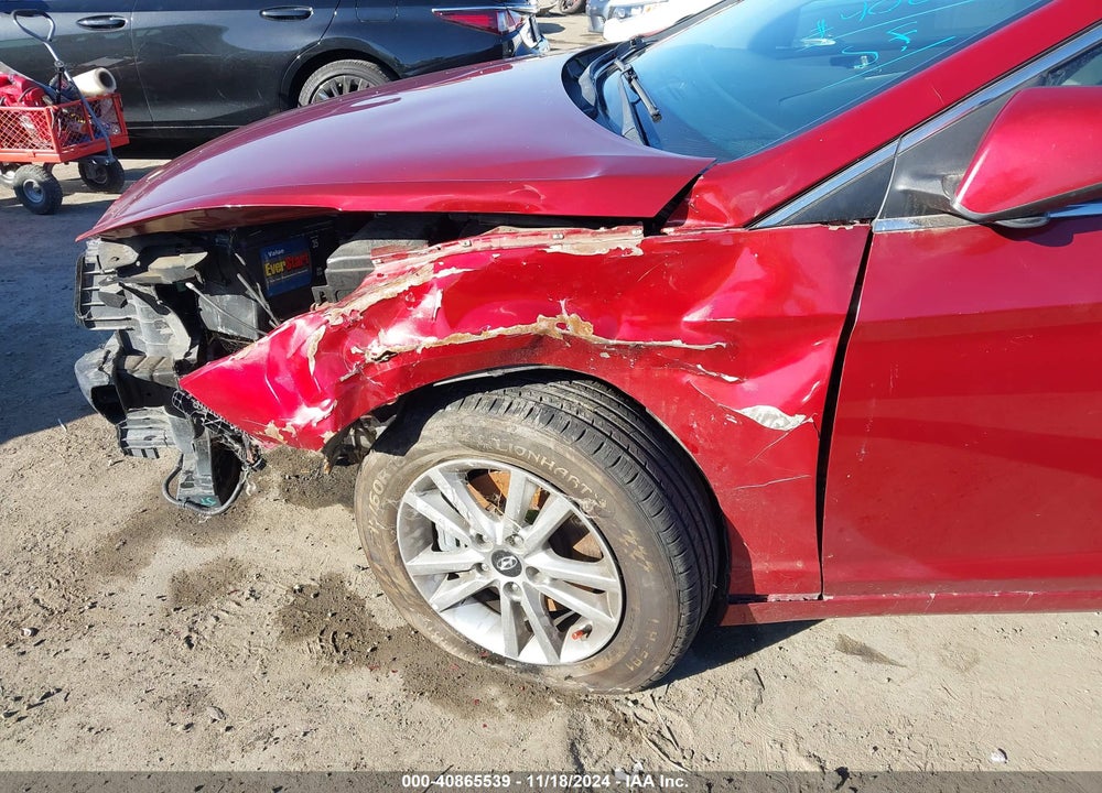 2016 HYUNDAI SONATA SE VIN: 5NPE24AF8GH318262