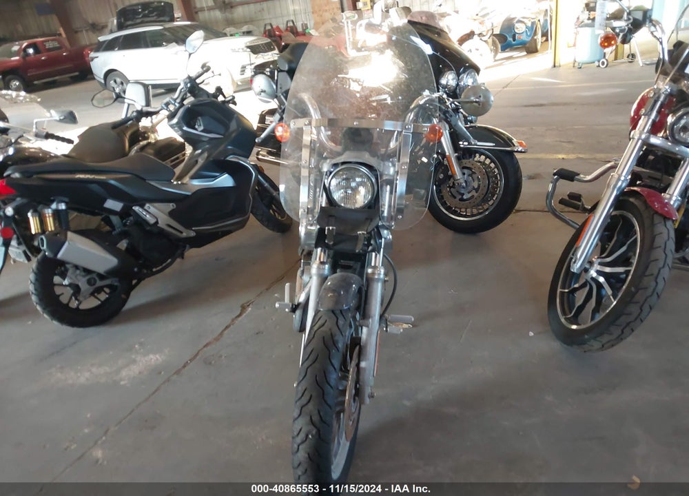 2003 HARLEY-DAVIDSON XL883 HUGGER VIN: 1HD4CEM193K430903