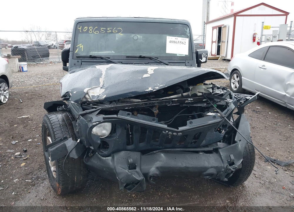 2017 JEEP WRANGLER UNLIMITED SPORT 4X4 VIN: 1C4BJWDG8HL617236