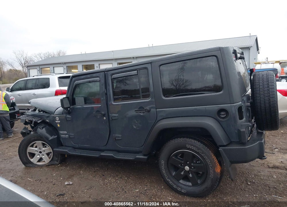 2017 JEEP WRANGLER UNLIMITED SPORT 4X4 VIN: 1C4BJWDG8HL617236