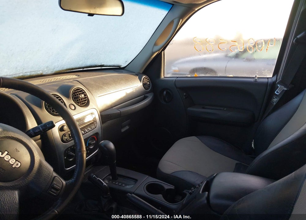 2004 JEEP LIBERTY SPORT VIN: 1J4GL48K04W211957