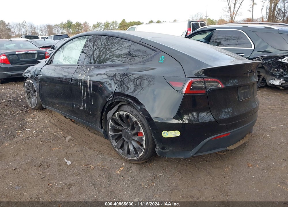 2022 TESLA MODEL Y PERFORMANCE DUAL MOTOR ALL-WHEEL DRIVE VIN: 7SAYGDEF6NF531105