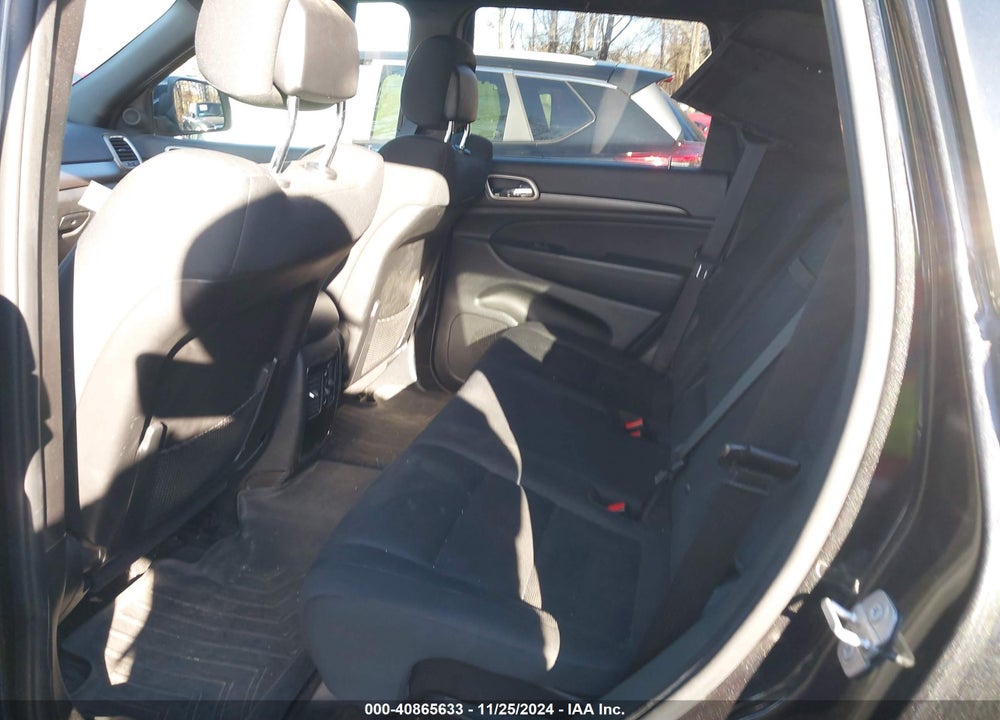 2015 JEEP GRAND CHEROKEE LAREDO VIN: 1C4RJFAG3FC649740