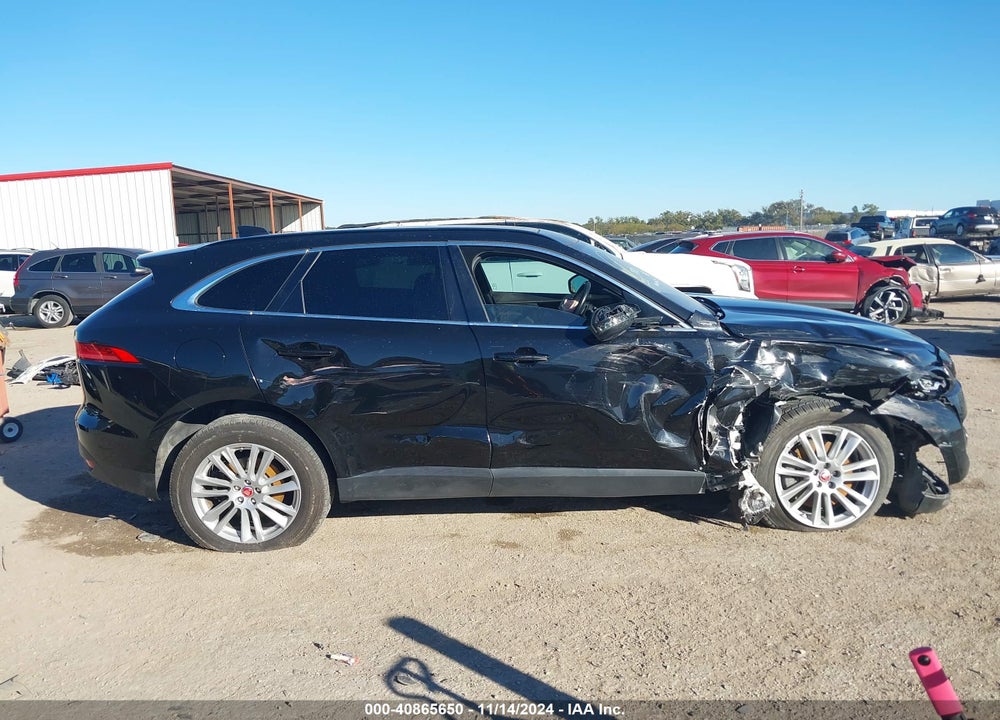 2017 JAGUAR F-PACE 35T PRESTIGE VIN: SADCK2BVXHA054492