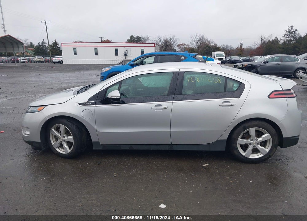 2014 CHEVROLET VOLT VIN: 1G1RE6E44EU157501