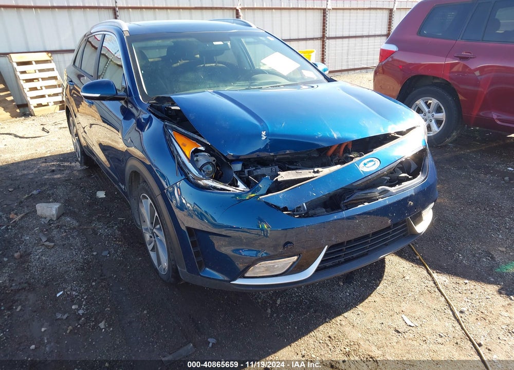 2017 KIA NIRO TOURING VIN: KNDCE3LC6H5090355