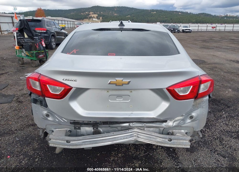 2018 CHEVROLET CRUZE LS AUTO VIN: 1G1BC5SM7J7221268