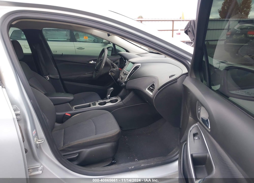 2018 CHEVROLET CRUZE LS AUTO VIN: 1G1BC5SM7J7221268