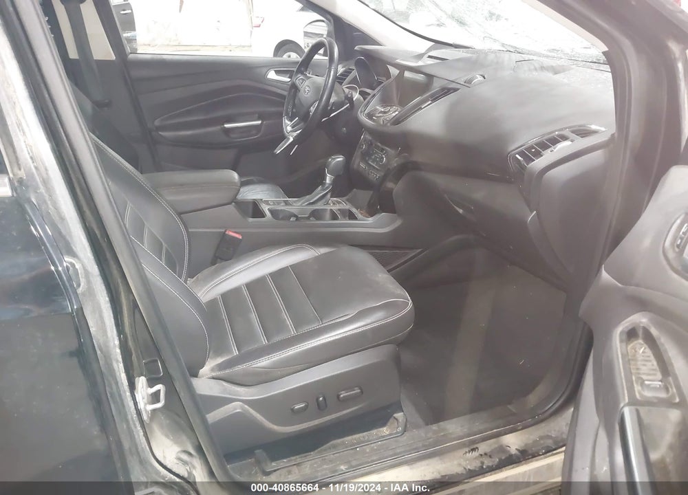 2017 FORD ESCAPE TITANIUM VIN: 1FMCU0J94HUB27638