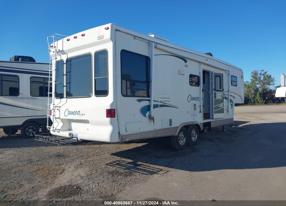 2001 CARRIAGE OTHER VIN: 16F62E3R711A03004