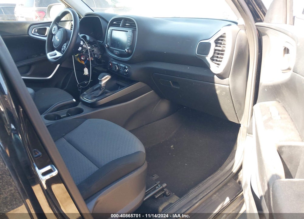 2022 KIA SOUL LX VIN: KNDJ23AU1N7183148