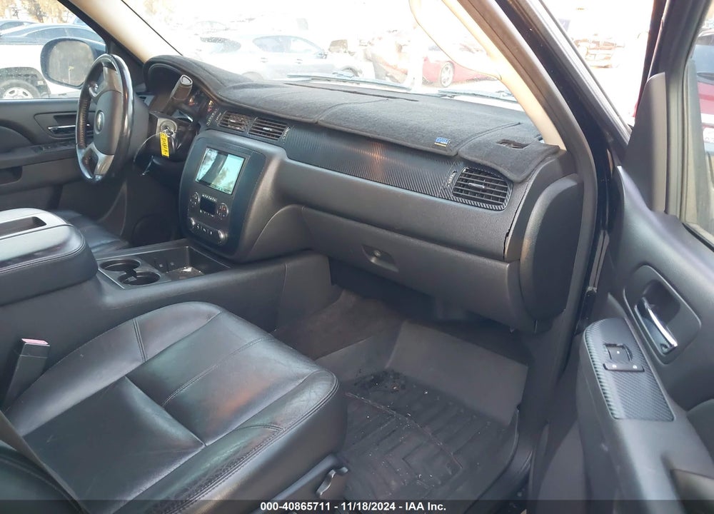 2011 CHEVROLET AVALANCHE 1500 LT1 VIN: 3GNMCFE0XBG363397