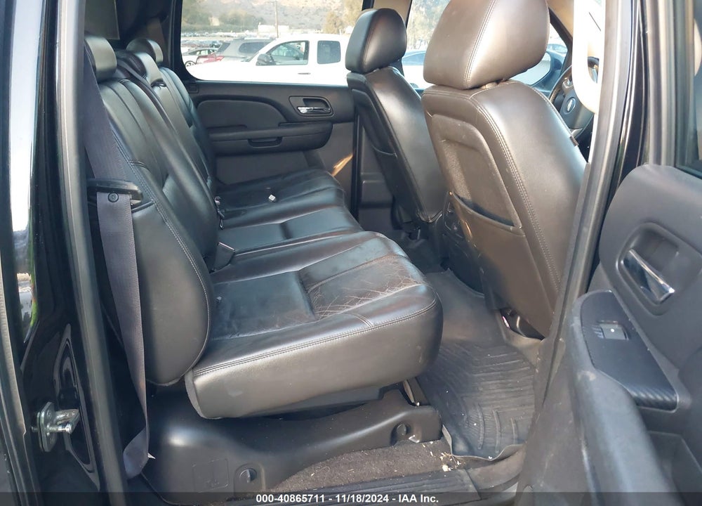 2011 CHEVROLET AVALANCHE 1500 LT1 VIN: 3GNMCFE0XBG363397