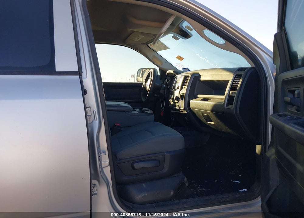 2013 RAM 2500 VIN: 3C6UR5CL2DG550173