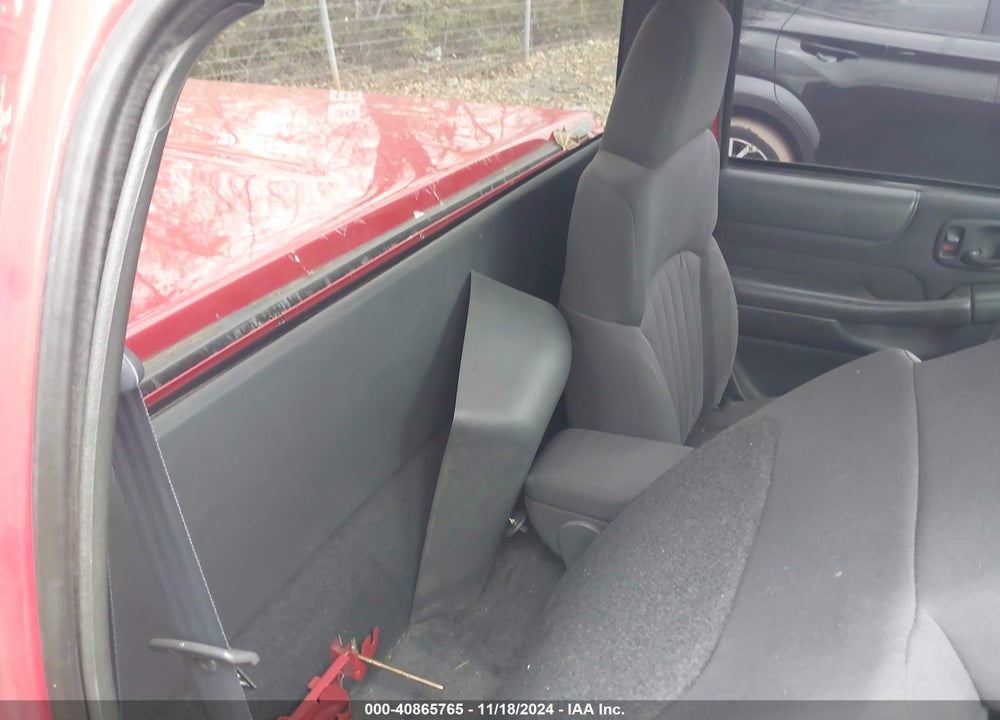 2003 CHEVROLET S-10 LS VIN: 1GCCS14H538104082