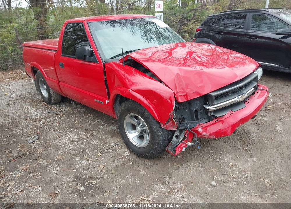 2003 CHEVROLET S-10 LS VIN: 1GCCS14H538104082
