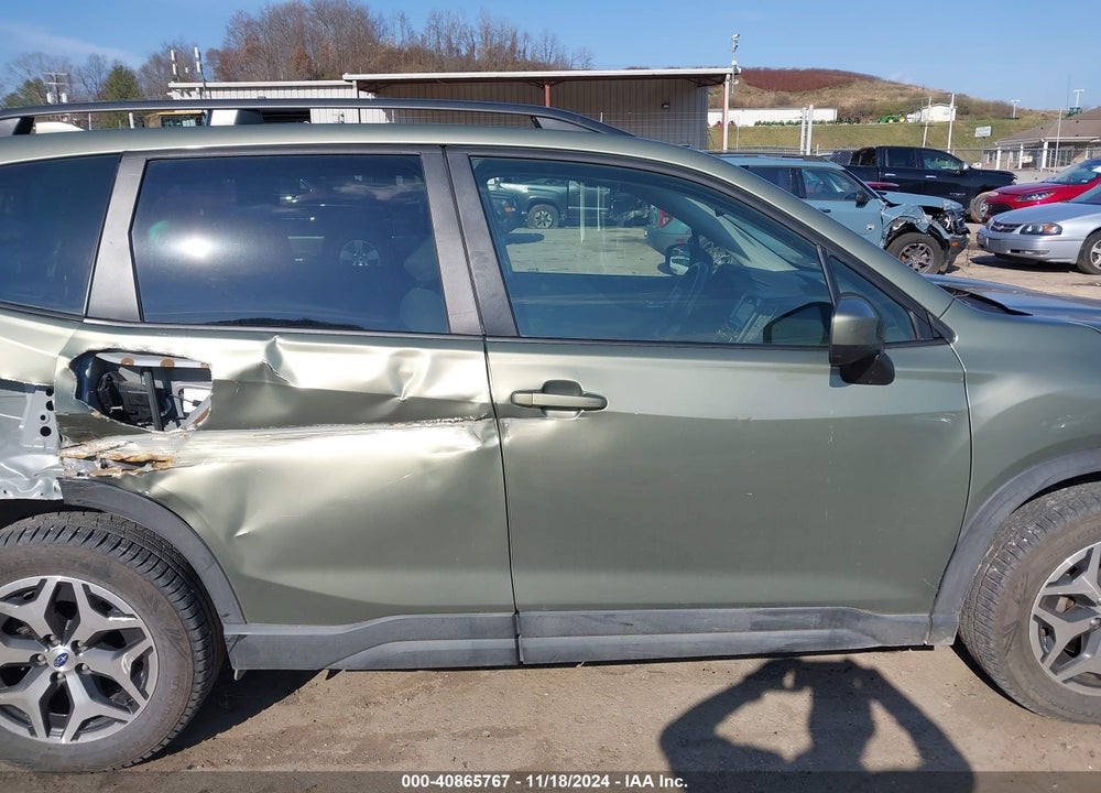 2020 SUBARU FORESTER PREMIUM VIN: JF2SKAJC7LH481213