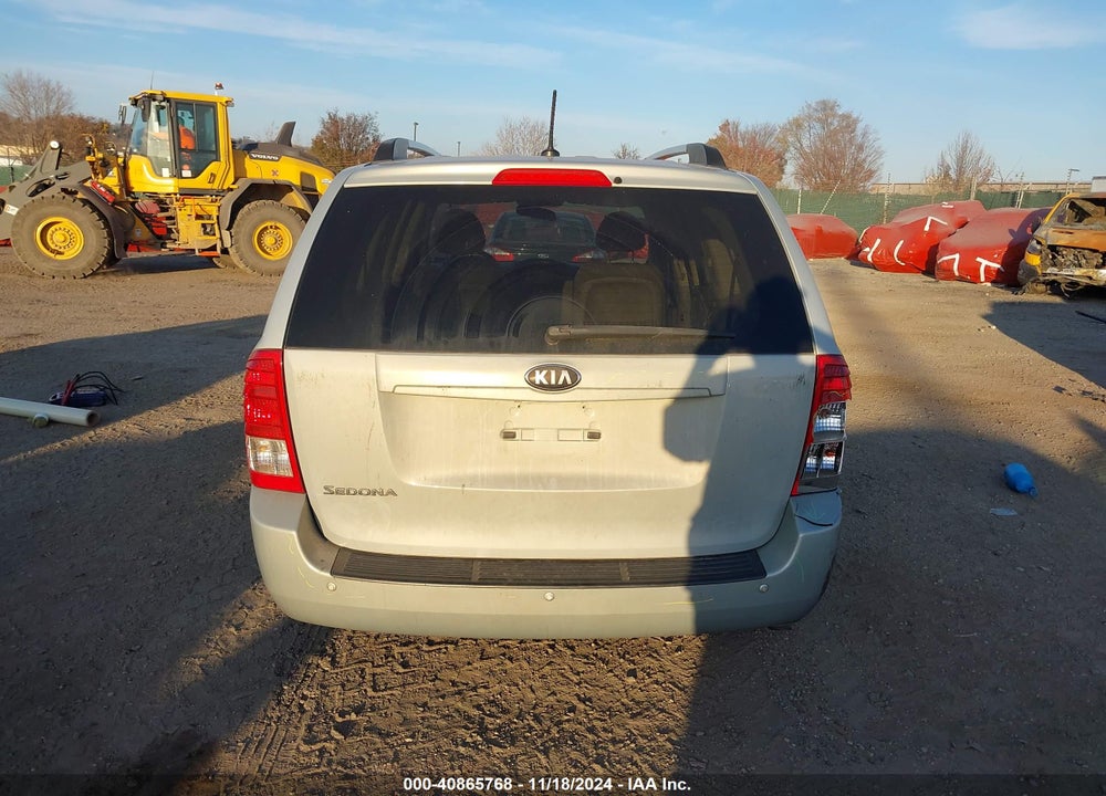 2014 KIA SEDONA LX VIN: KNDMG4C78E6539287