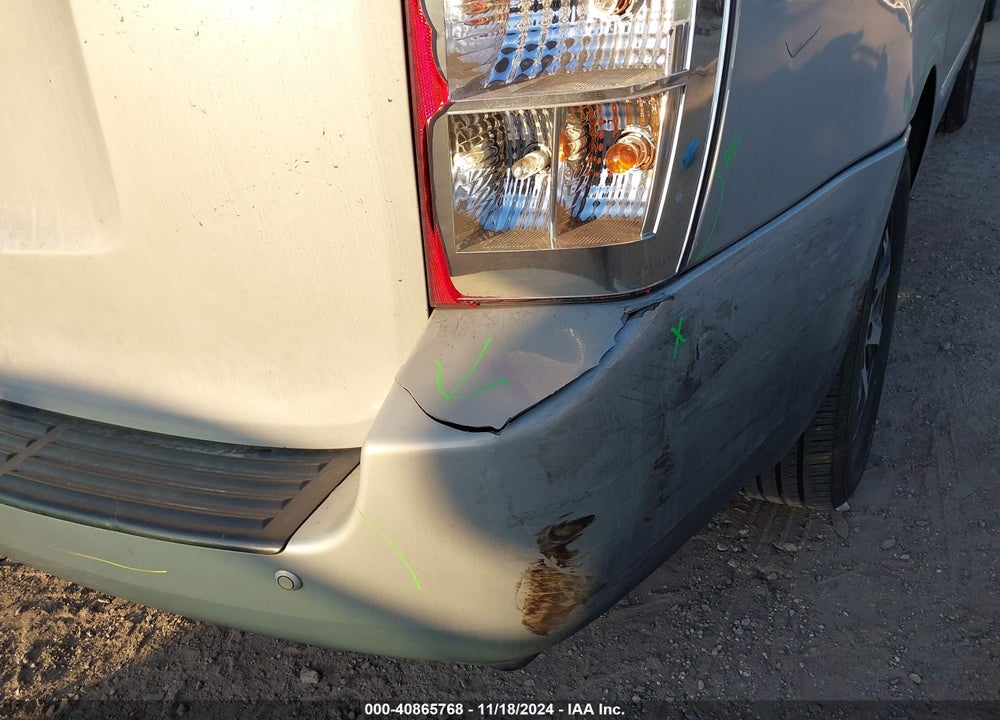 2014 KIA SEDONA LX VIN: KNDMG4C78E6539287
