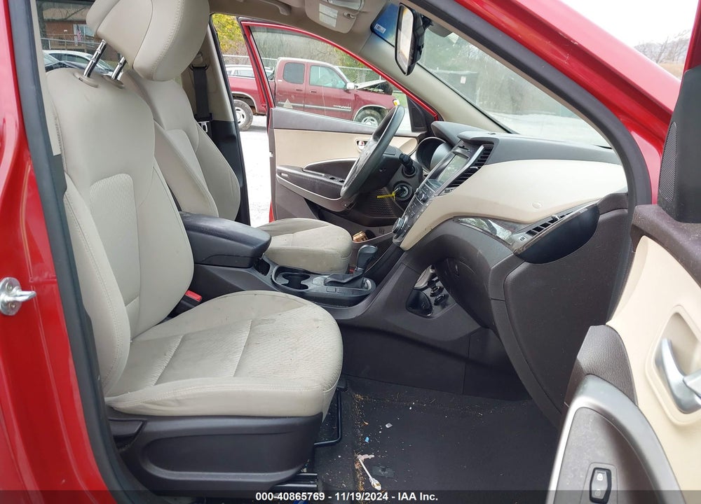 2017 HYUNDAI SANTA FE SE VIN: KM8SMDHF9HU165803