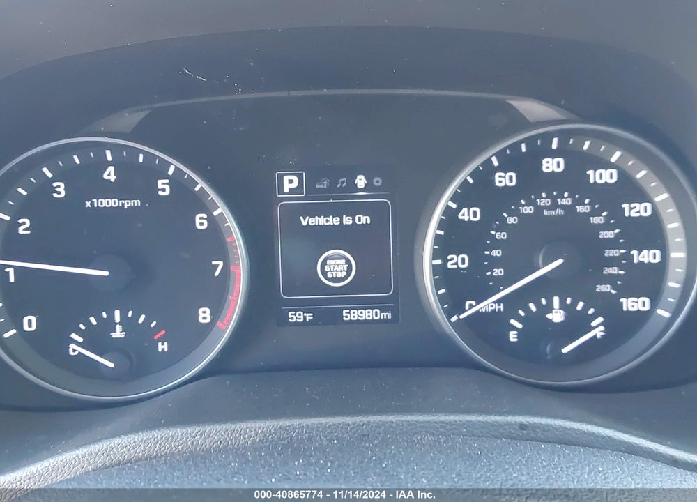 2017 HYUNDAI ELANTRA LIMITED VIN: 5NPD84LF4HH115507