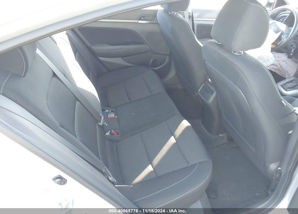 2018 HYUNDAI ELANTRA VIN: 5NPD84LF5JH260299