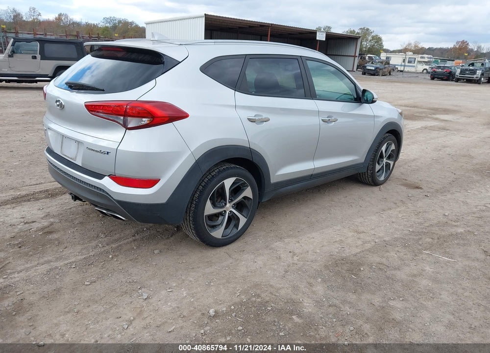 2016 HYUNDAI TUCSON LIMITED VIN: KM8J33A26GU149525