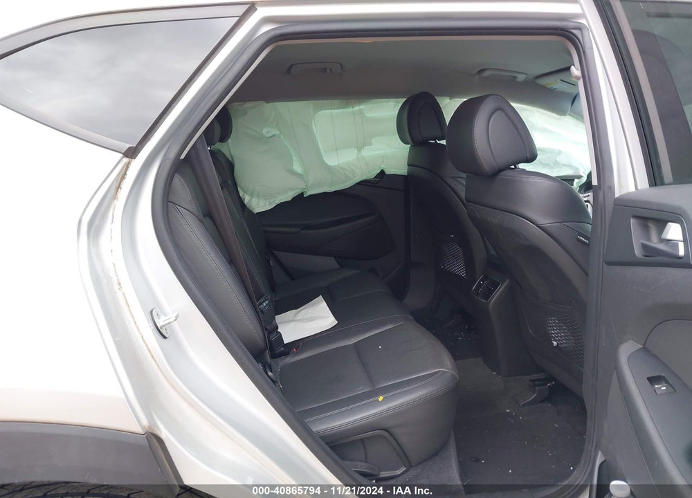 2016 HYUNDAI TUCSON LIMITED VIN: KM8J33A26GU149525