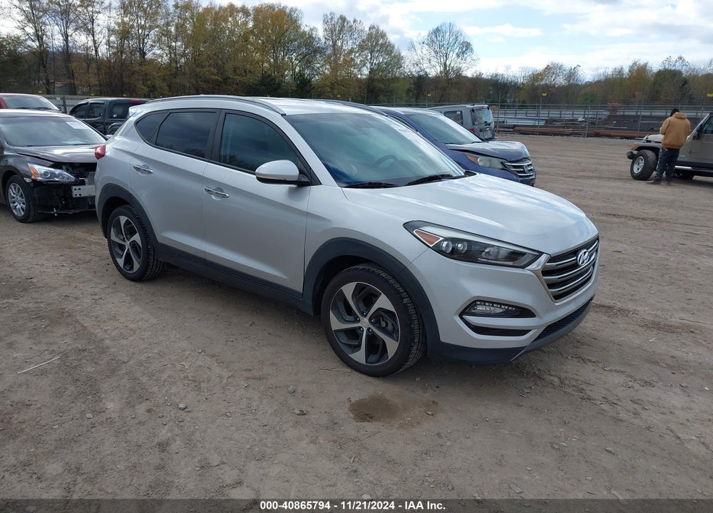 2016 HYUNDAI TUCSON LIMITED VIN: KM8J33A26GU149525