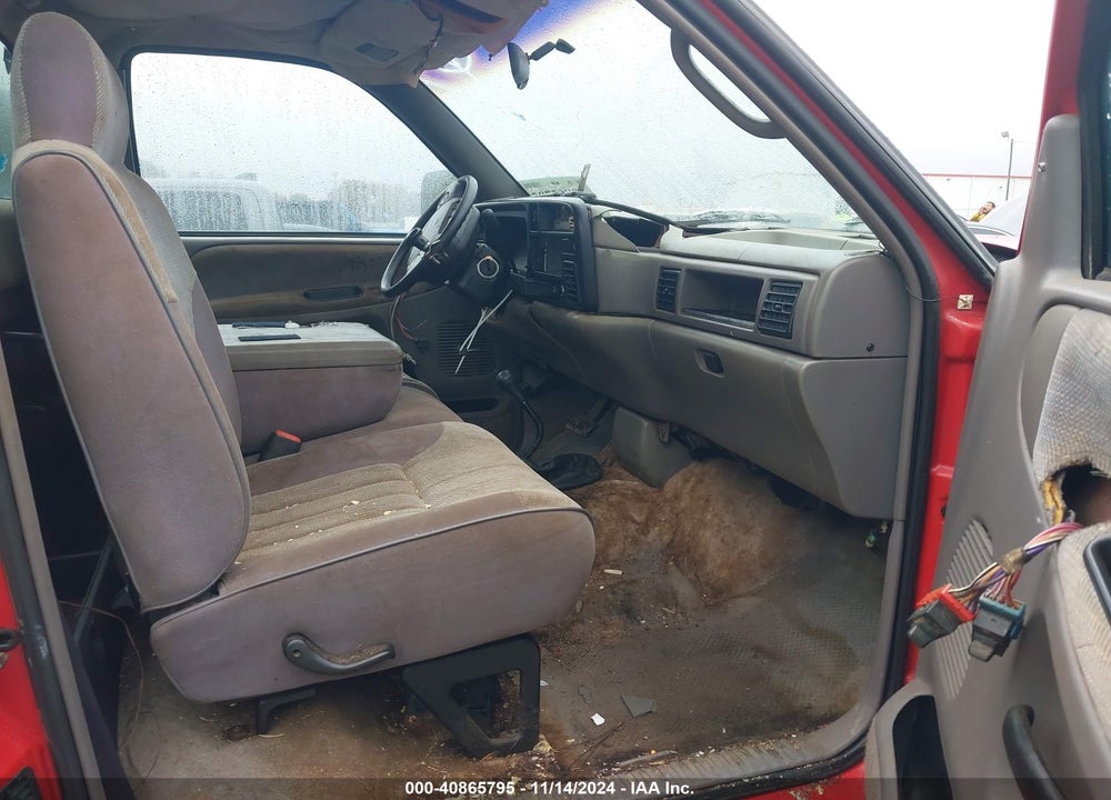 1995 DODGE RAM 2500 VIN: 1B7KF26C1SS285089