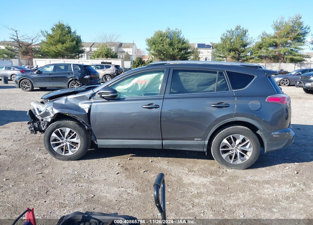 2017 TOYOTA RAV4 HYBRID XLE VIN: JTMRJREV5HD101312