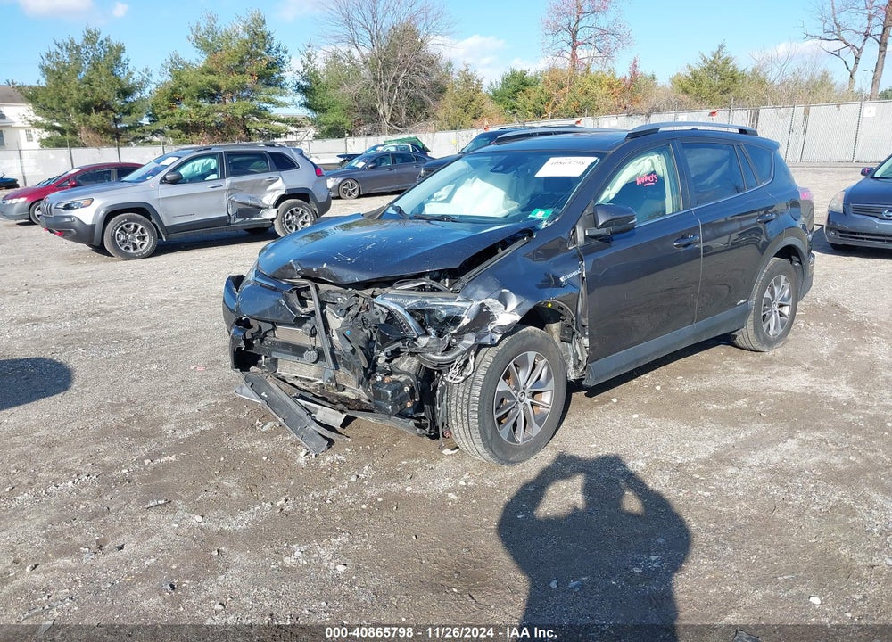 2017 TOYOTA RAV4 HYBRID XLE VIN: JTMRJREV5HD101312