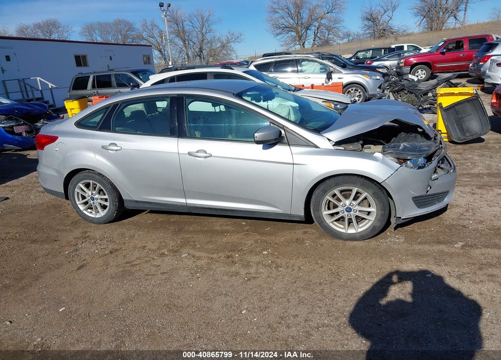 2018 FORD FOCUS SE VIN: 1FADP3F29JL252083