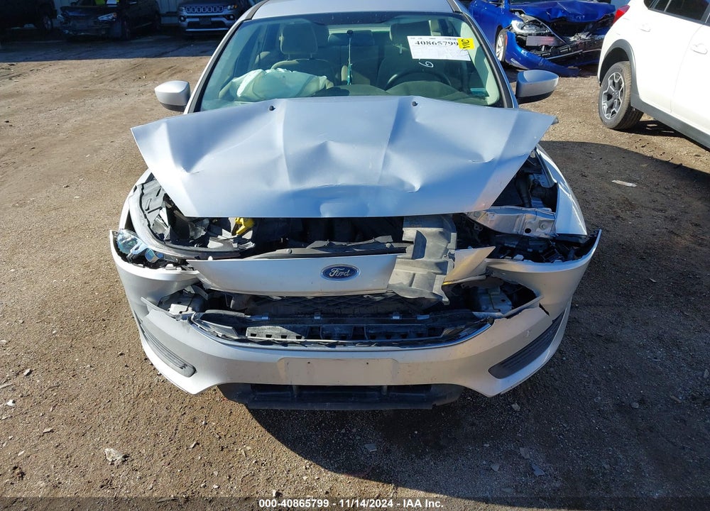 2018 FORD FOCUS SE VIN: 1FADP3F29JL252083