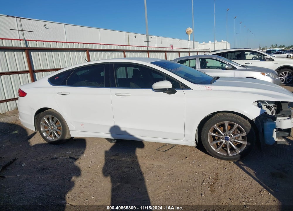2017 FORD FUSION SE VIN: 3FA6P0H72HR146831