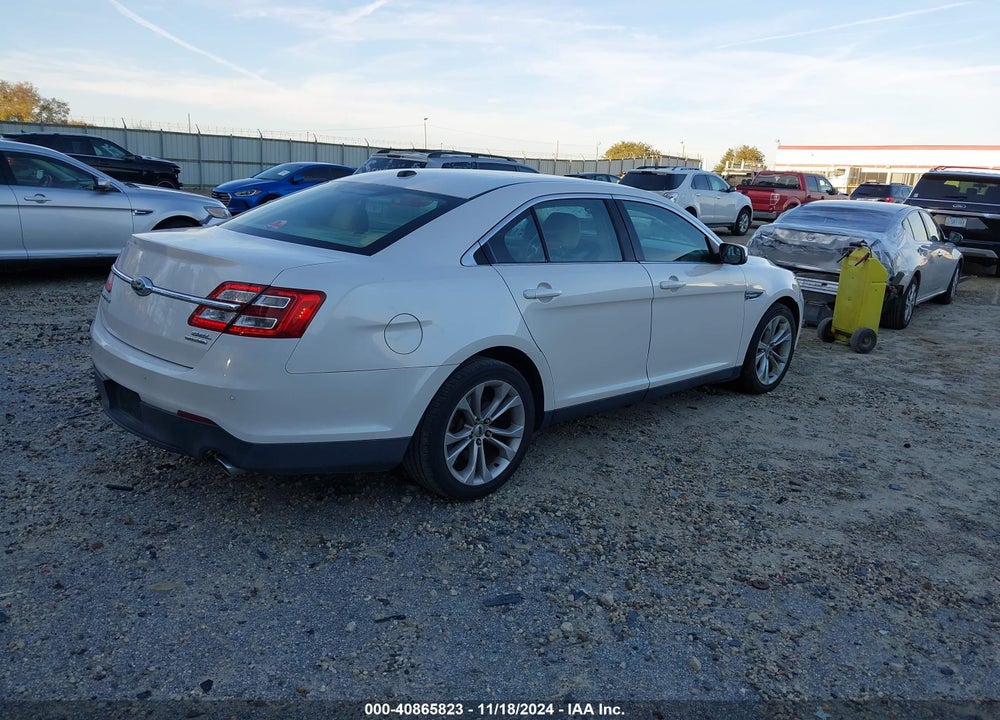 2013 FORD TAURUS SEL VIN: 1FAHP2E82DG104470