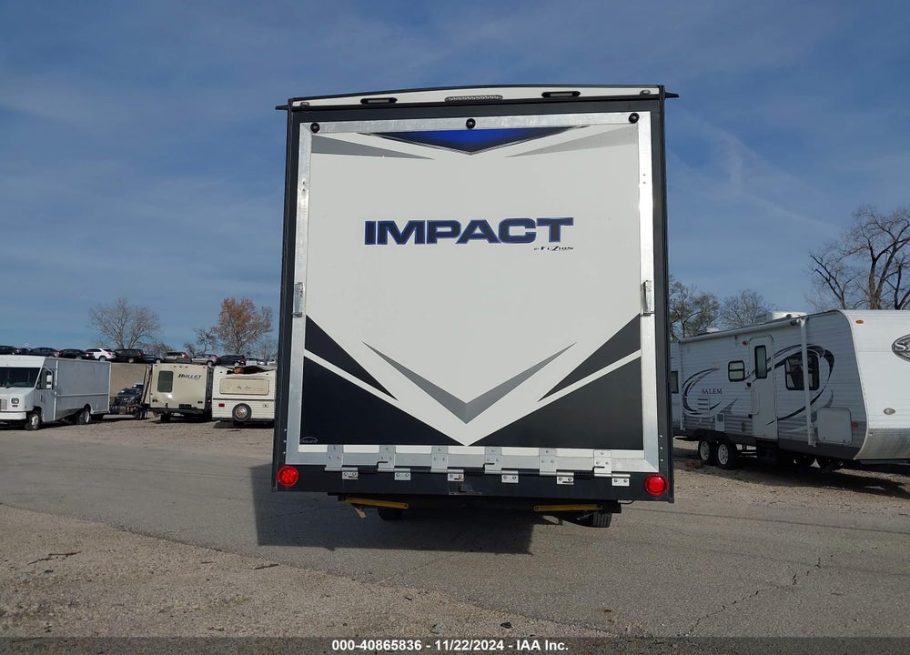 2017 KEYSTONE IMPACT TOY HAULER SE VIN: 4YDT33023KF815233