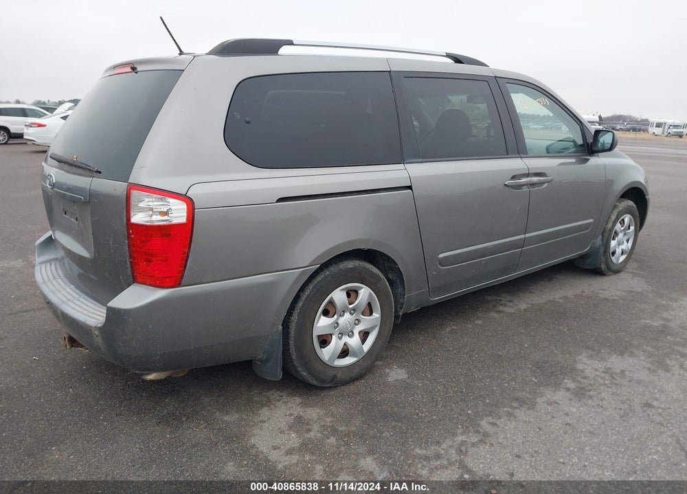 2010 KIA SEDONA LX VIN: KNDMG4C33A6335956