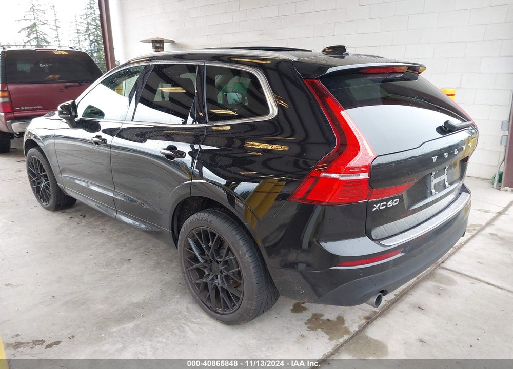 2020 VOLVO XC60 T5 MOMENTUM VIN: YV4102RK2L1411657