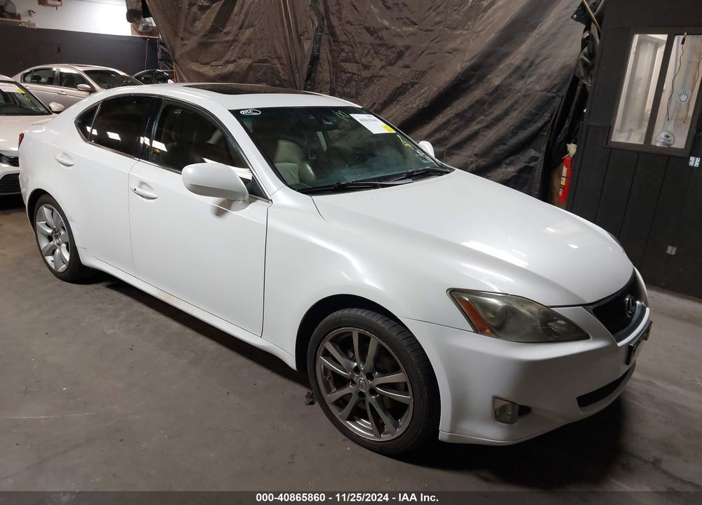2008 LEXUS IS 250 VIN: JTHBK262085057920