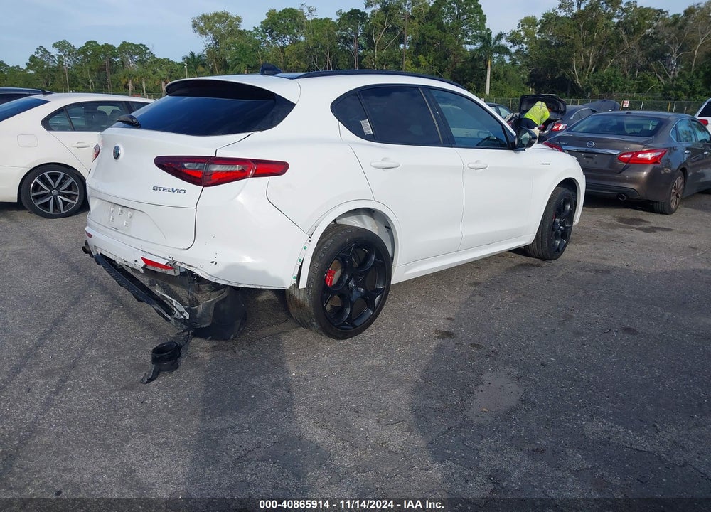 2022 ALFA ROMEO STELVIO VELOCE TI AWD VIN: ZASPAKBN2N7D47786